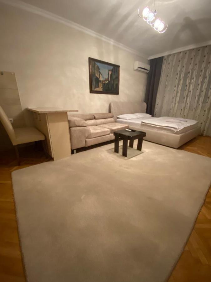 Apartment Perla Prishtine Bagian luar foto