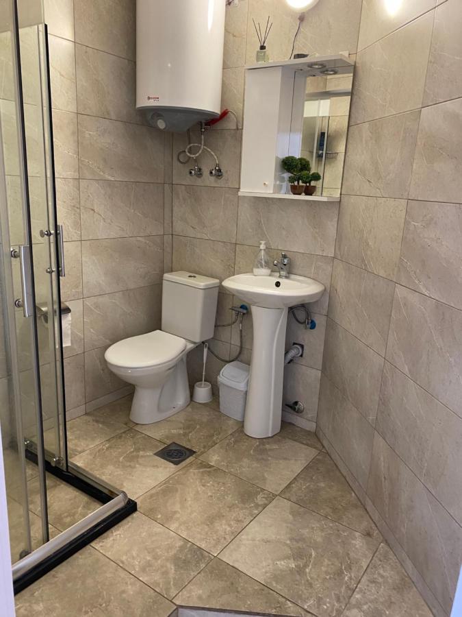Apartment Perla Prishtine Bagian luar foto