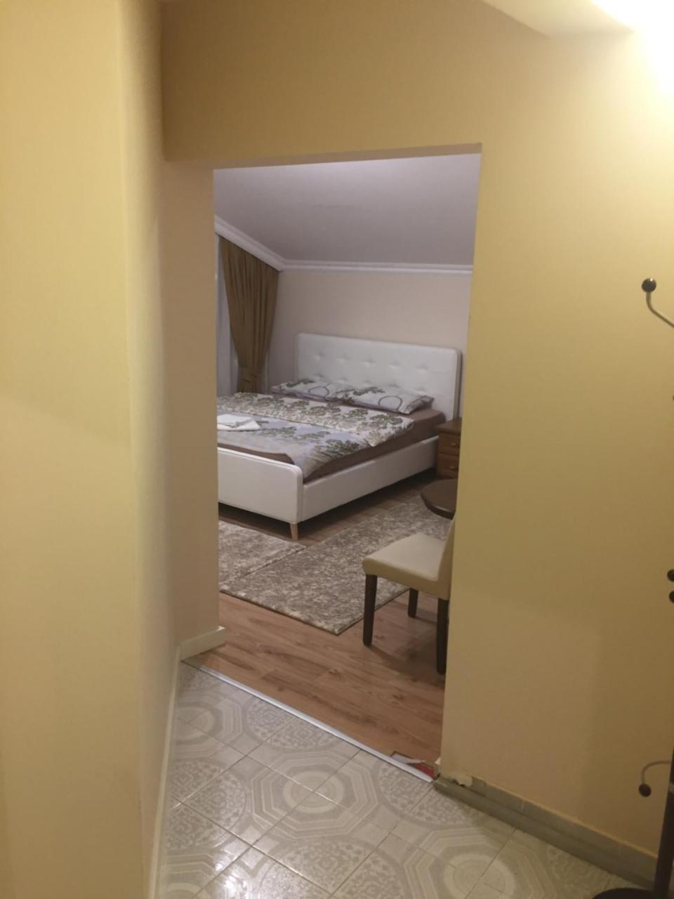Apartment Perla Prishtine Bagian luar foto