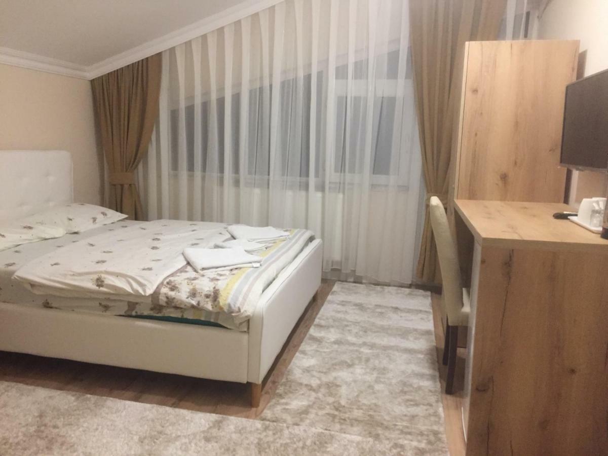 Apartment Perla Prishtine Bagian luar foto